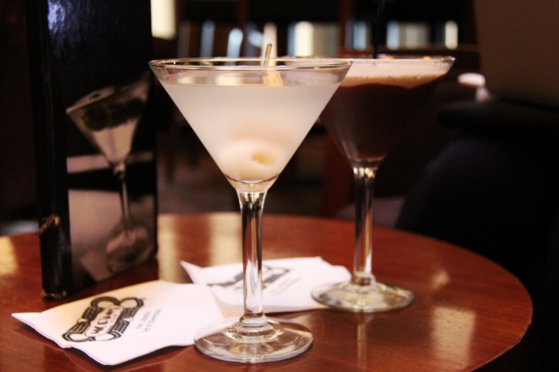 brasserie-TOURETTE DU CHATEAU-min_martini_bar_lychee_chocolate_alcohol_liquor_happy_hour_happy-910161